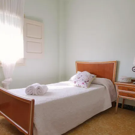 Les Violetes Holiday home *
